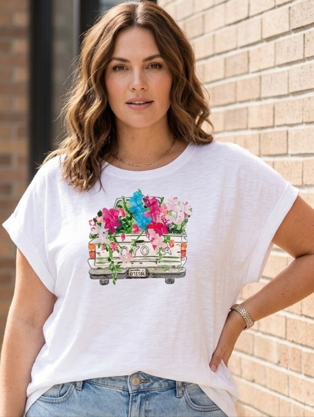 Kiwi Fresh Women's Plus 1X White Vintage Flower Truck Graphic Shirt Short Sleeve - Picture 1 of 8